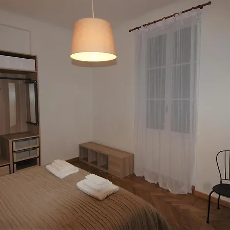 Casa Del Capitano アパート サンレモ